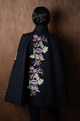 Gaia Wisteria Cape (Black)