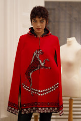 Le Panthere Rouge Cape