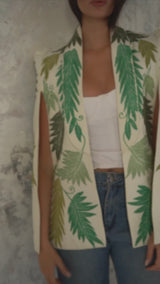 Cara Leaf Cape