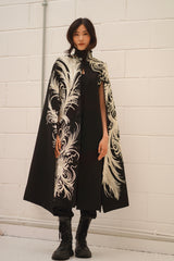 Demi In Nior Cape