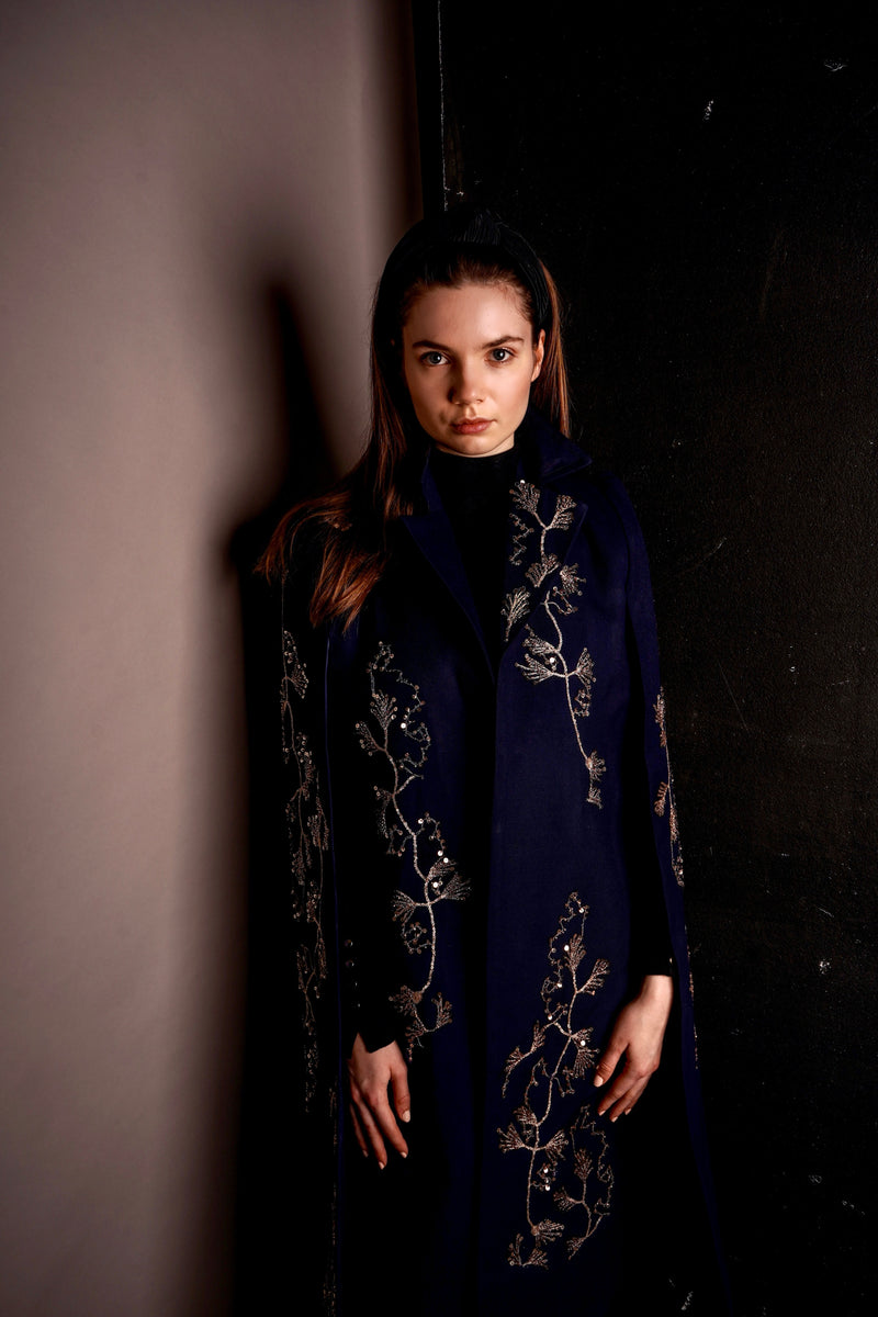 Bella Gilt Cape