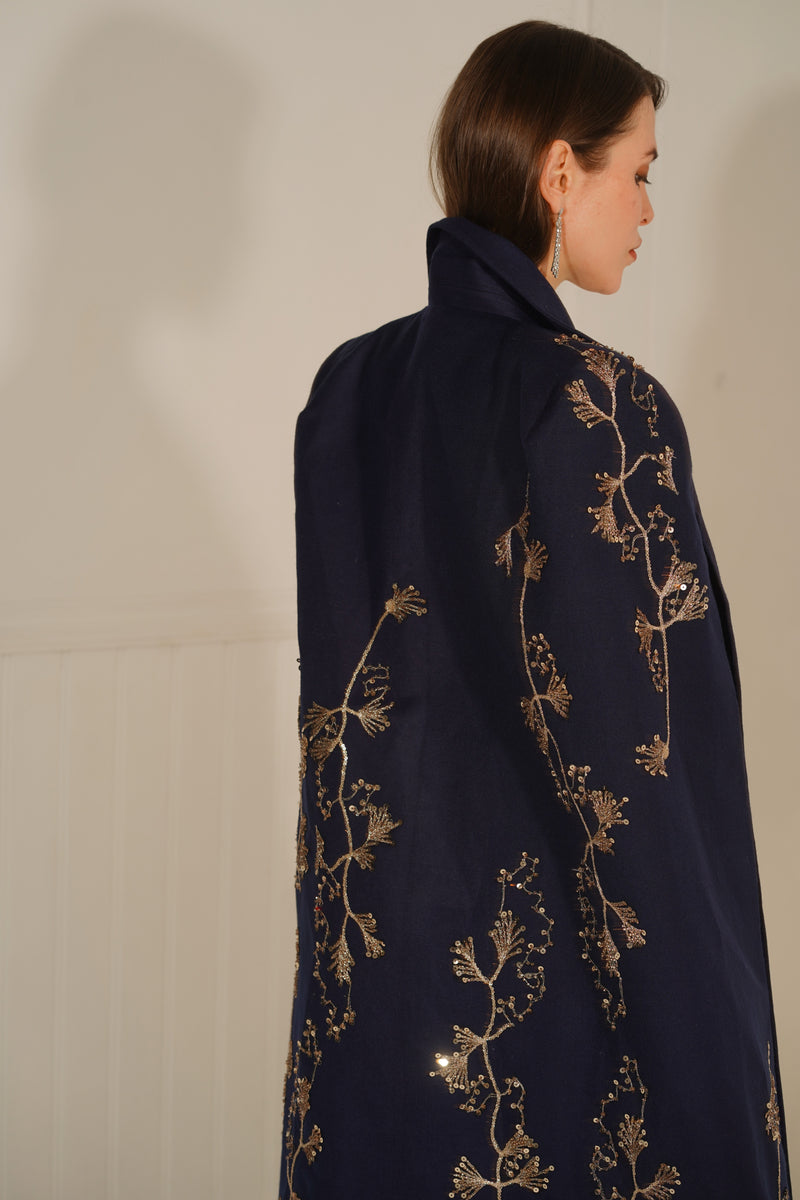Bella Gilt Cape
