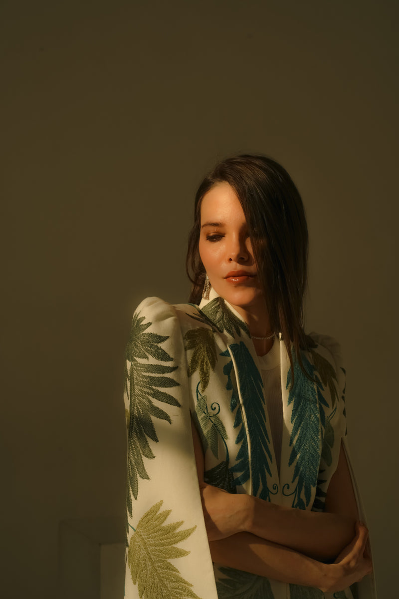 Cara Leaf Cape