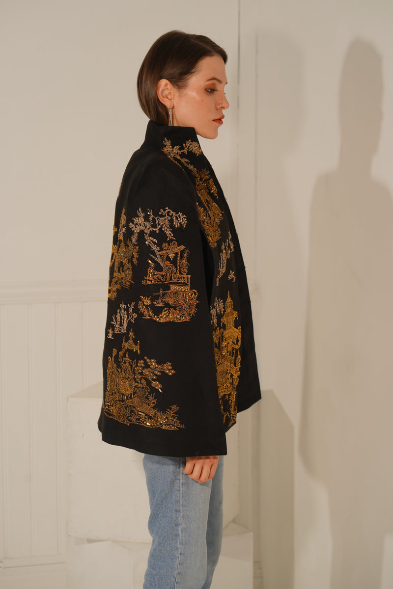 Colette in Shanghai Cape (Black)