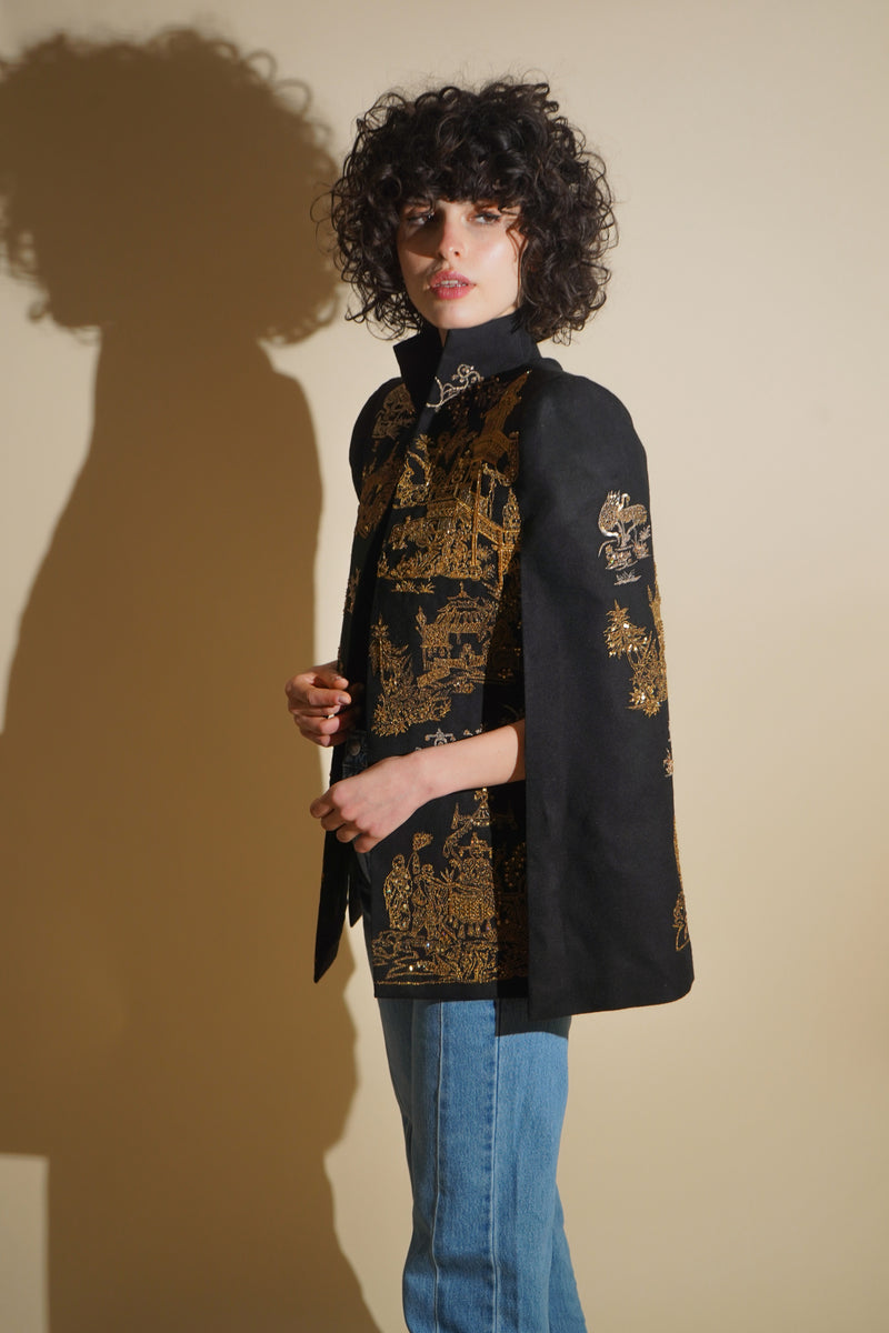 Colette in Shanghai Cape (Black)