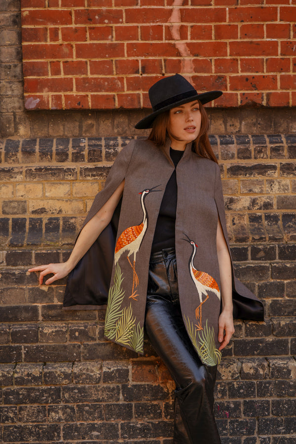 Daphne Marabou Cape