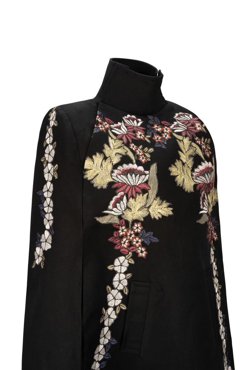 Gaia Wisteria Cape (Black)