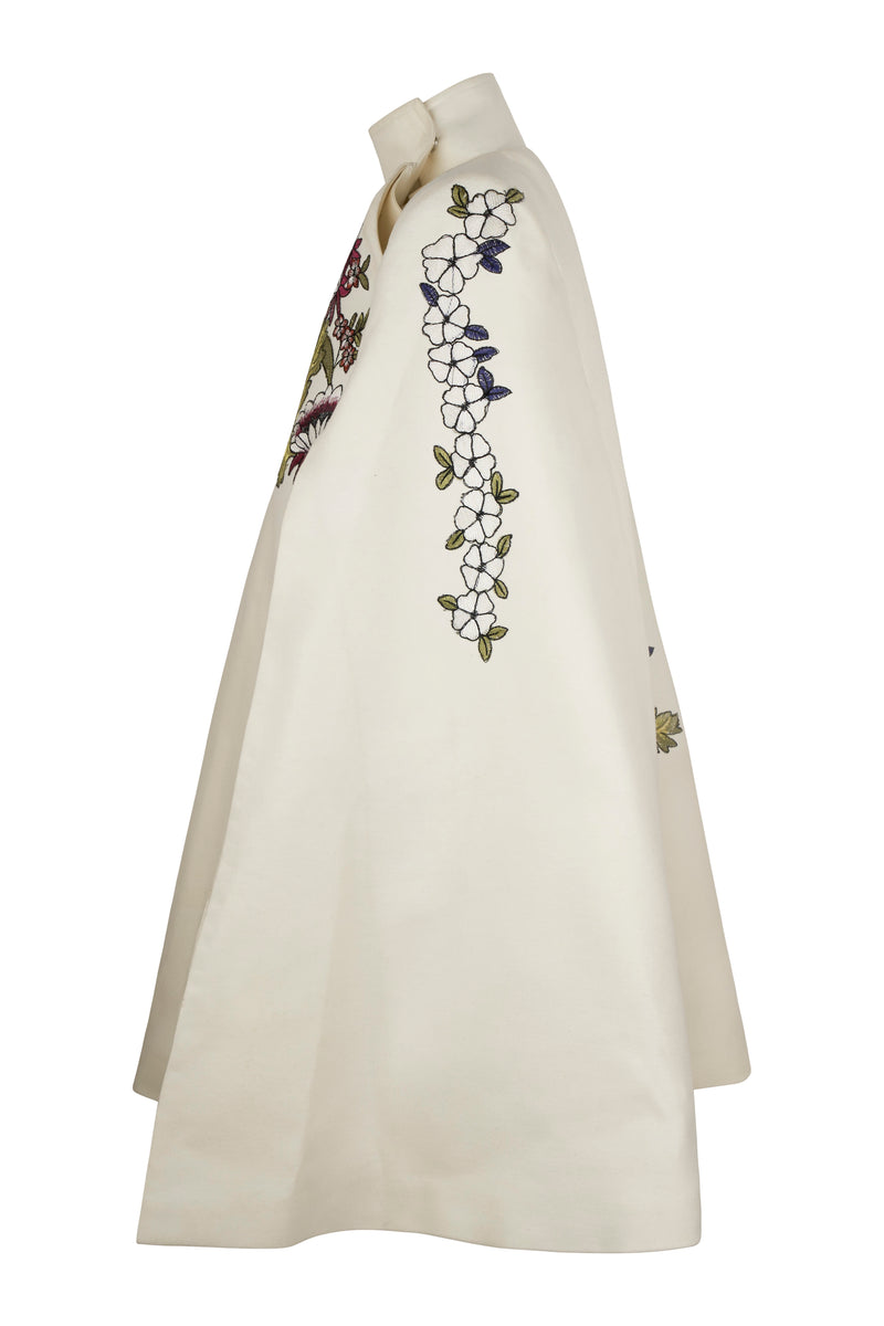 Gaia Wisteria Cape