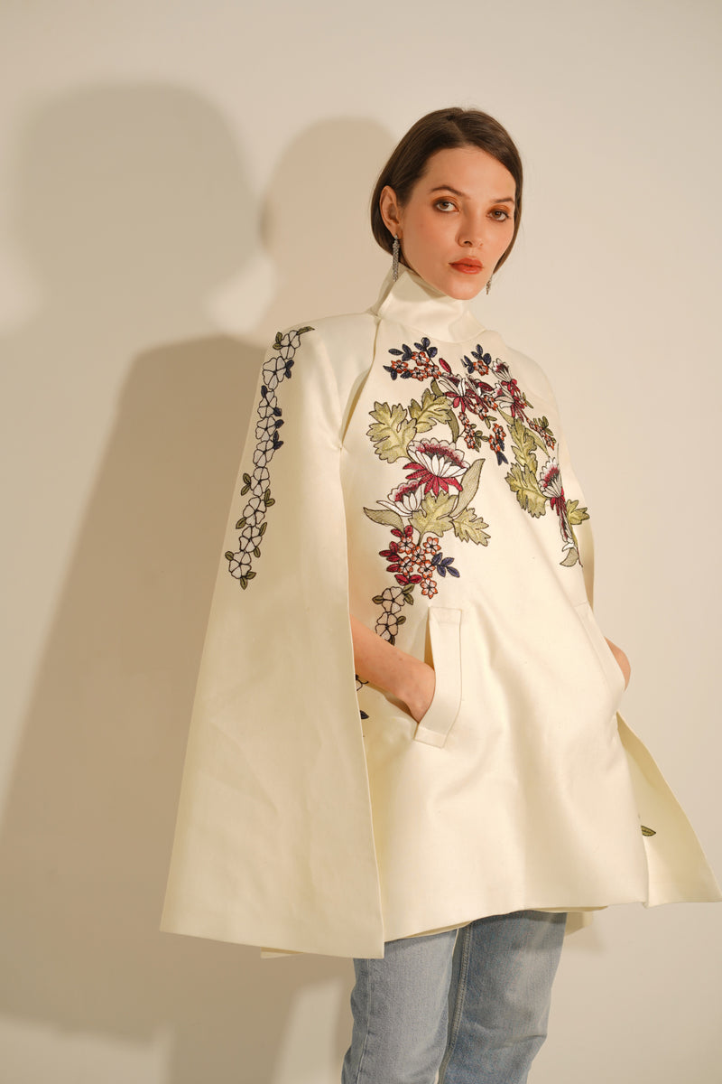 Gaia Wisteria Cape