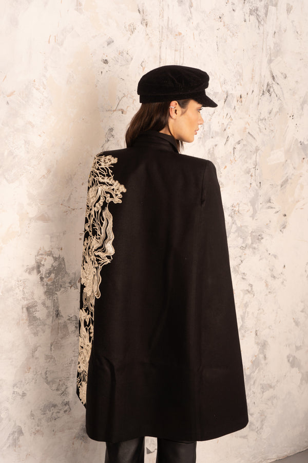 Hanane Black Cape