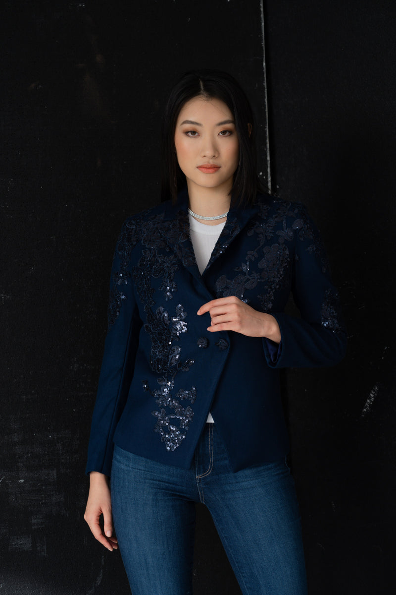 Jacqueline in Bleu Nuit