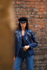 Jacqueline in Bleu Nuit