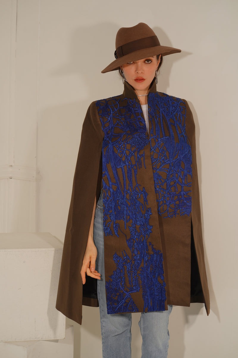Sacha Electric Cape