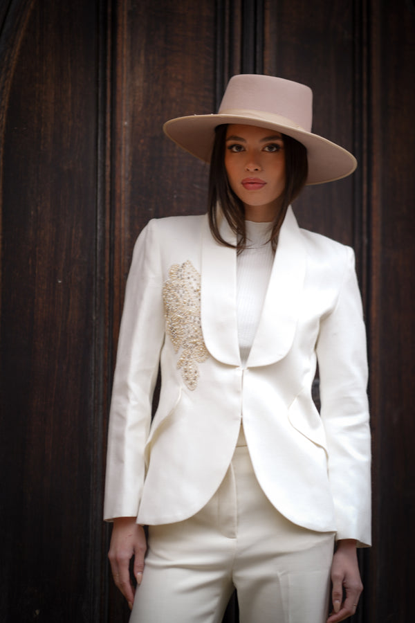 Zoe In Pearl Drop Blazer( ivory)